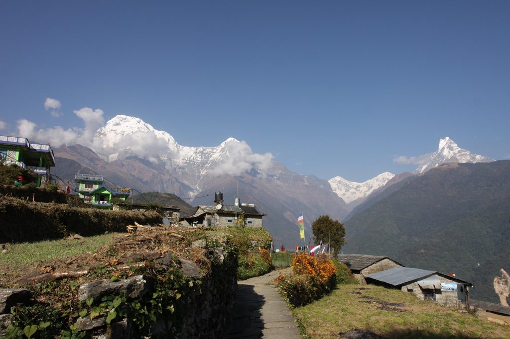 Scenic trekking routes from Pokhara