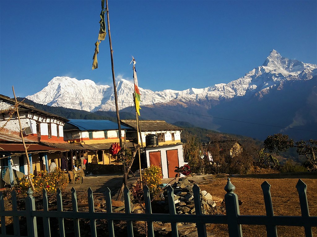 One day hikes in Pokhara in Australian Base Camp