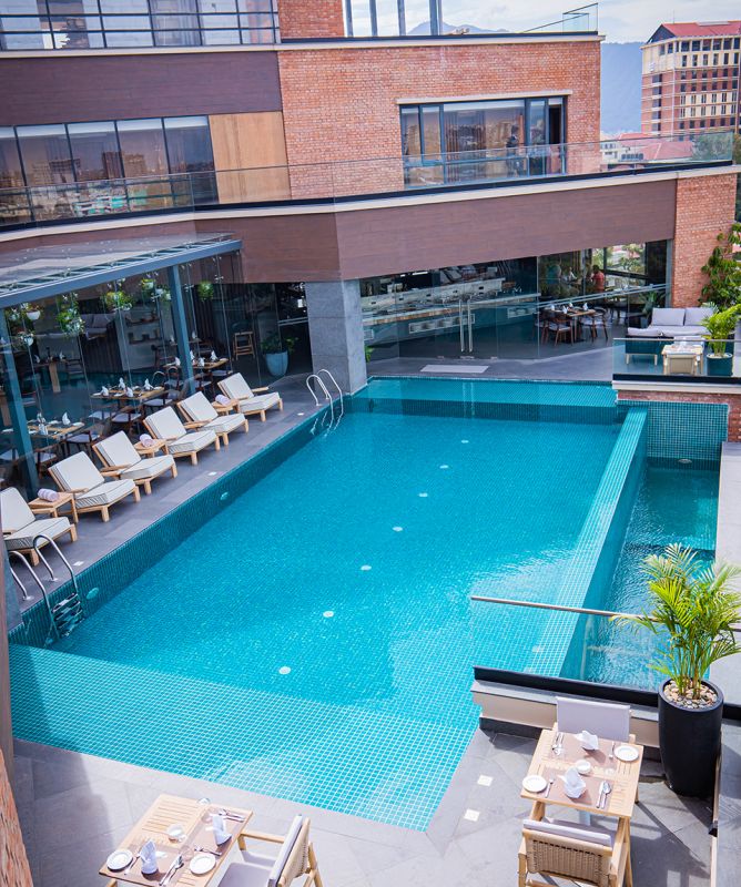 infinity pool