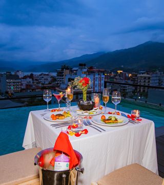 rooftop pool aabas experience